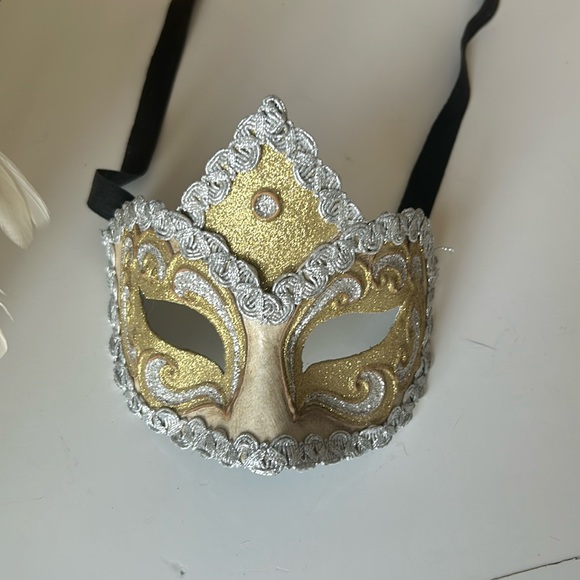 Venetian Mask silver and gold - Picture 1 of 2